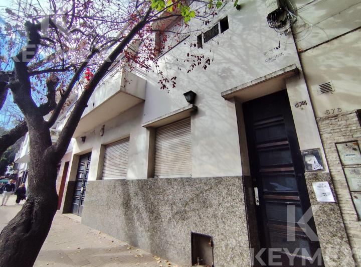 Casa · 375m² · 11 Ambientes · 1 Cochera