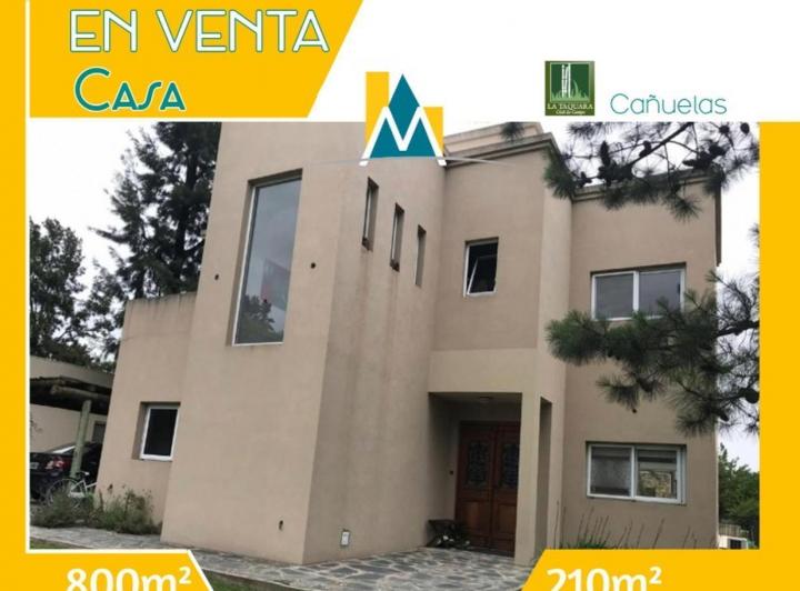 Casa · 210m² · 5 Ambientes · 2 Cocheras