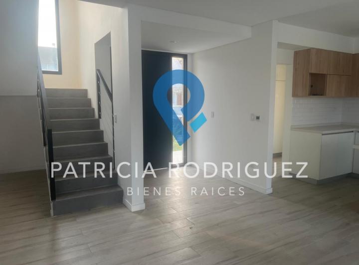 Casa · 646m² · 5 Ambientes · 1 Cochera