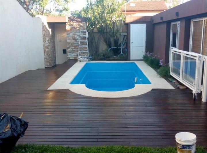 Casa · 225m² · 6 Ambientes · 2 Cocheras