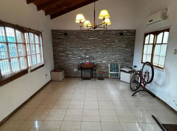 Casa · 114m² · 5 Ambientes