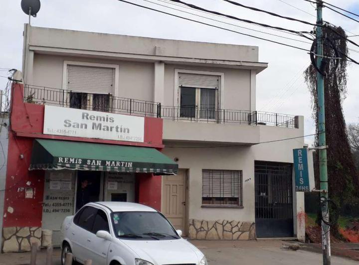 Casa · 180m² · 6 Ambientes