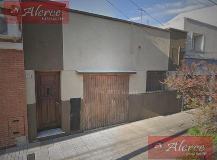 Casa · 150m² · 6 Ambientes · 1 Cochera