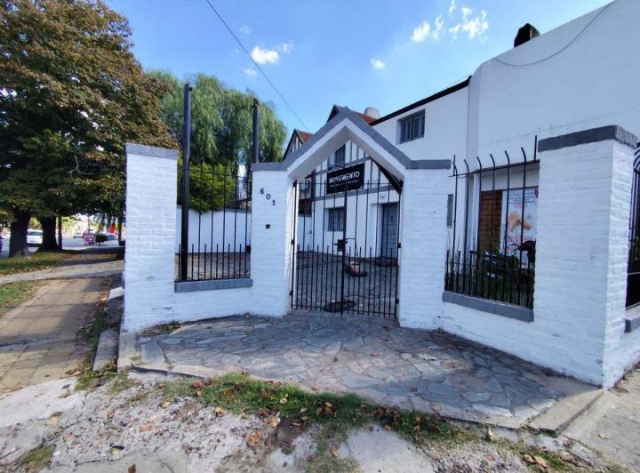Casa · 272m² · 6 Ambientes