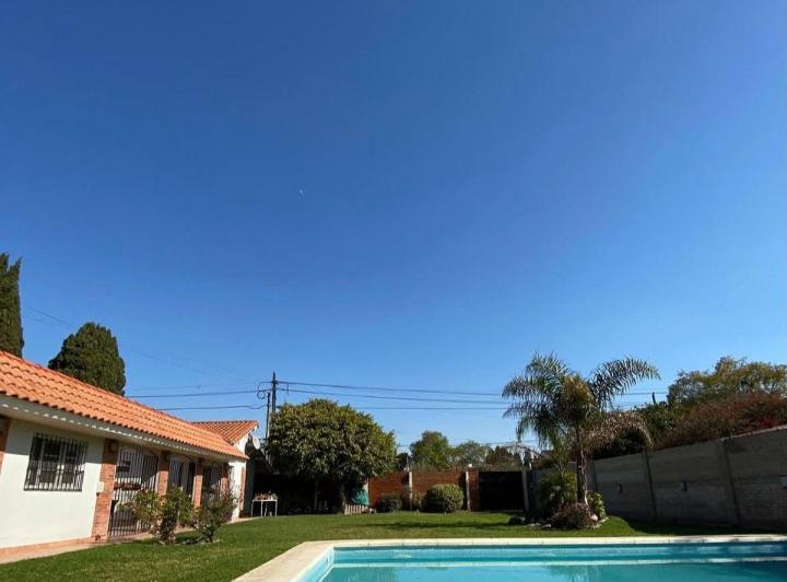 Casa · 540m² · 6 Ambientes · 3 Cocheras