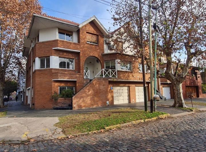 Casa · 204m² · 5 Ambientes