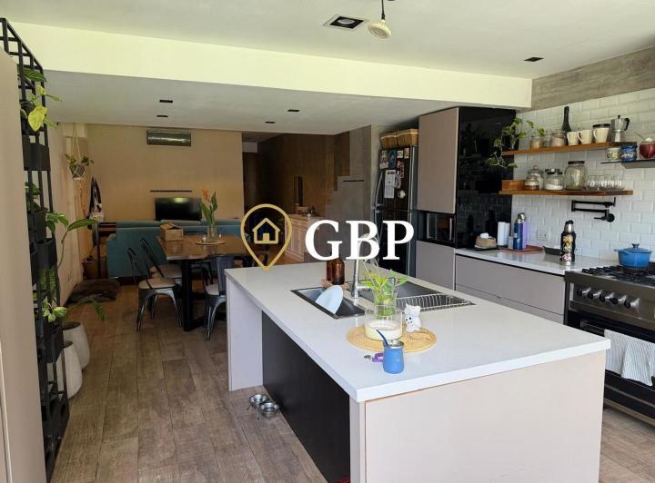 Departamento · 85m² · 4 Ambientes · 1 Cochera