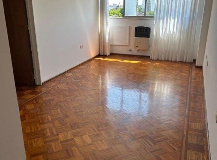 Departamento · 70m² · 4 Ambientes · 1 Cochera