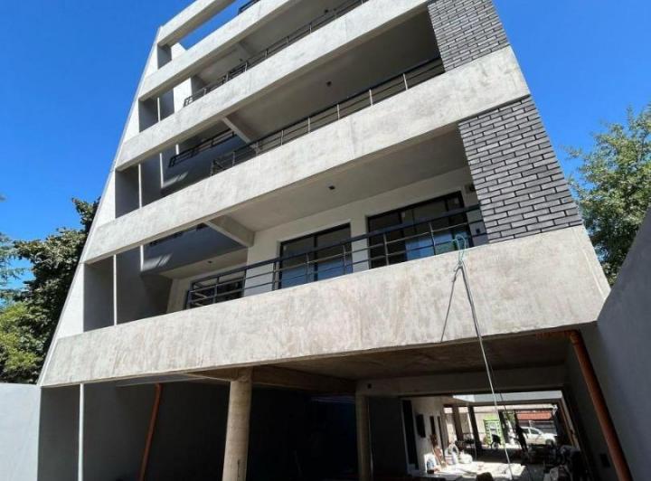 Departamento · 47m² · 2 Ambientes · 1 Cochera