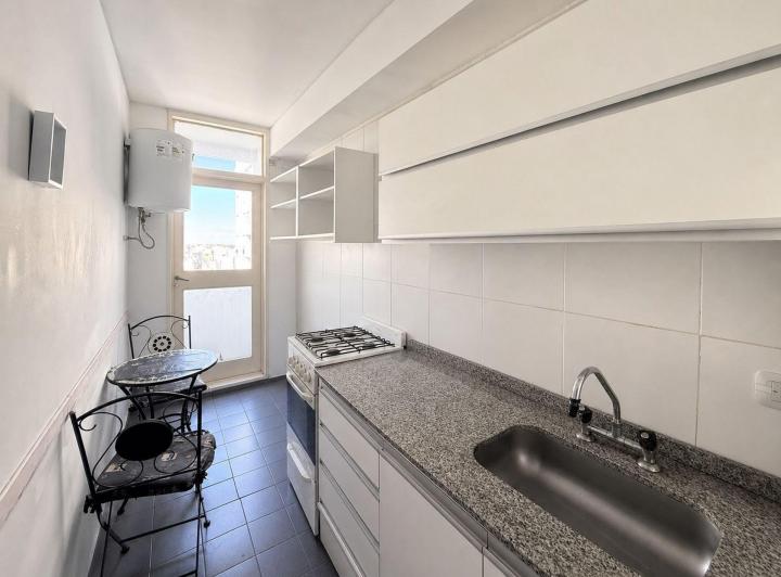 Departamento · 40m² · 2 Ambientes · 1 Cochera