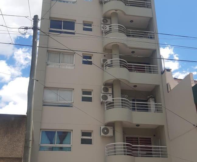 Departamento · 47m² · 2 Ambientes · 1 Cochera