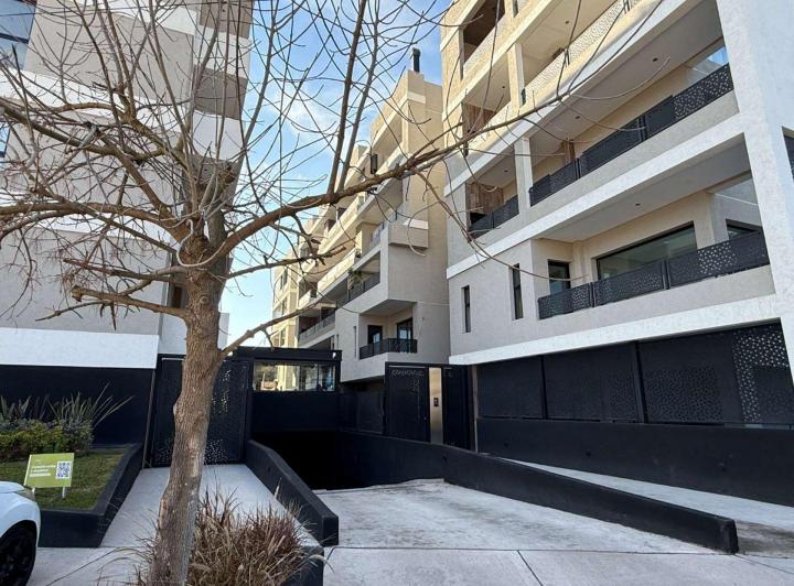 Departamento · 44m² · 2 Ambientes · 1 Cochera