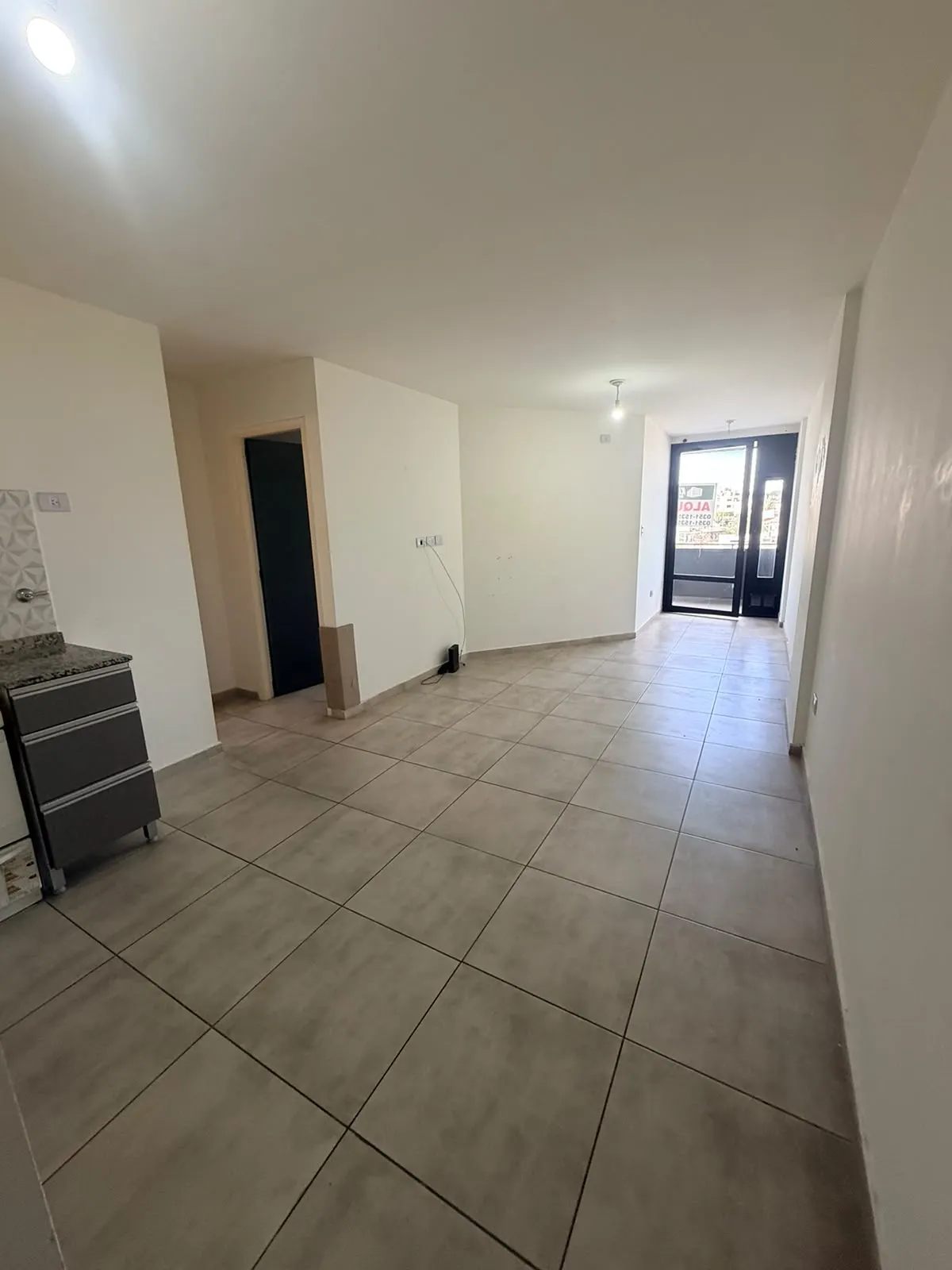 DEPARTAMENTO ZONA SHOPPING DE 1 DORMITORIO CON BALCÓN EN BARRIO ALBERDI-Duarte Quiros al 1200