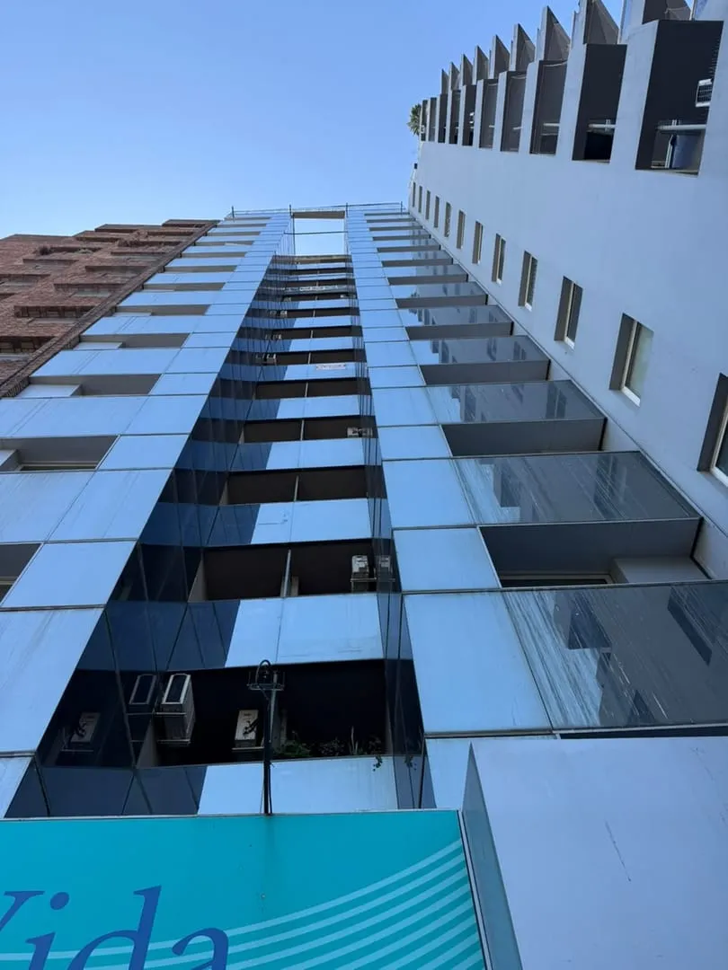 EXCELENTE OFICINAS EN ALQUILER - CENTRO 27 DE ABRIL