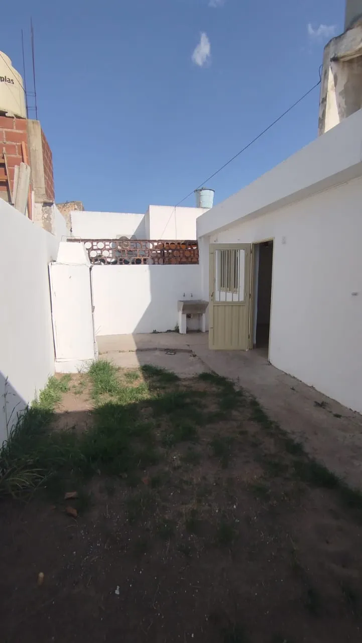 San Martín – Depto interno en alquiler