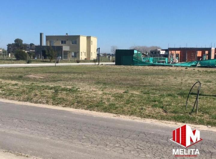 Terreno · 900m²
