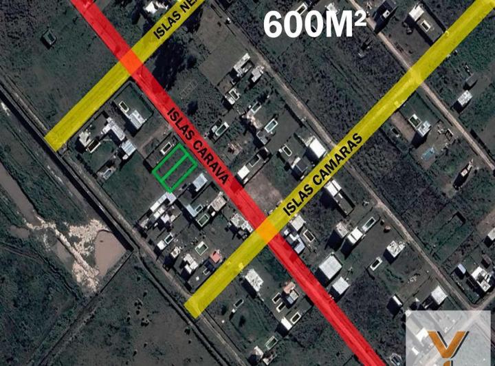 Terreno · 600m²