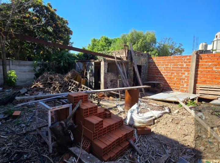 Terreno · 270m²