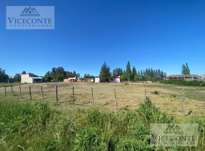 Terreno · 920m²
