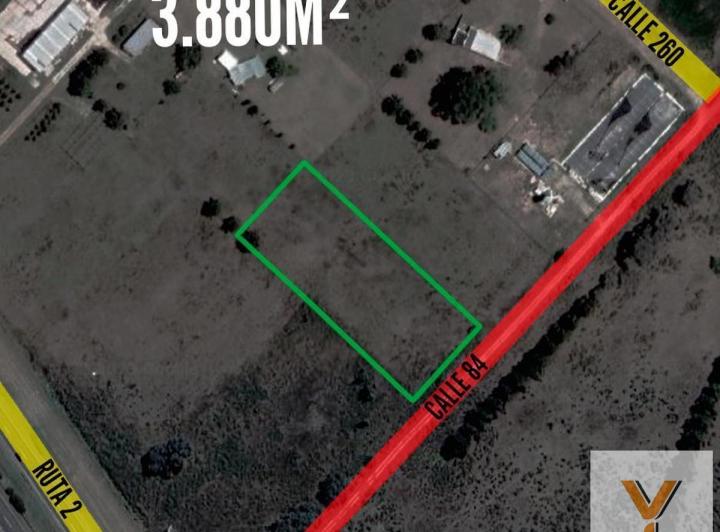 Terreno · 3880m²