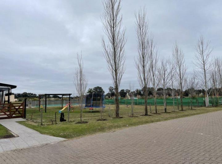 Terreno · 702m²