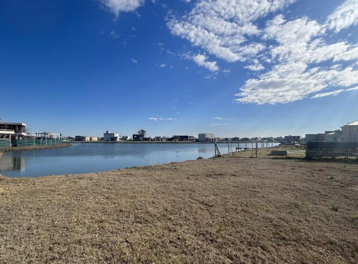Terreno · 920m²