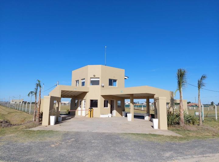 Terreno · 220m²