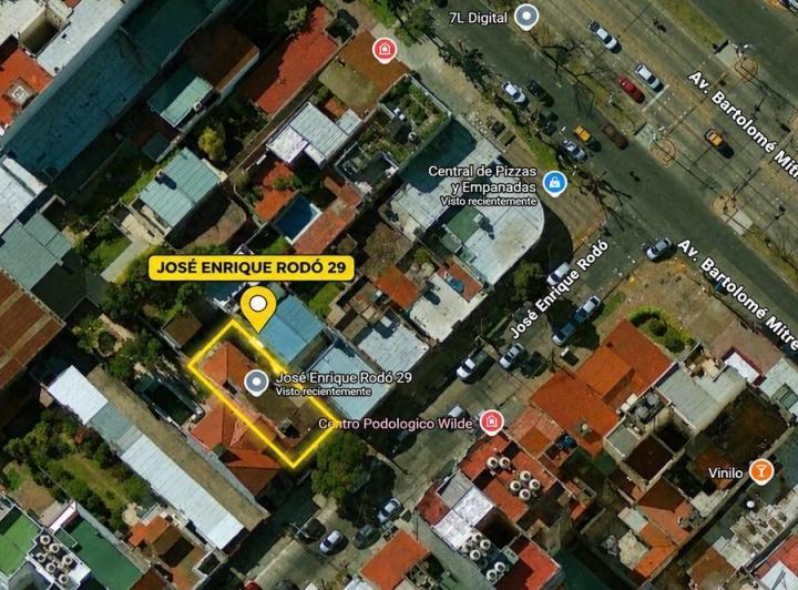 Terreno · 216m²