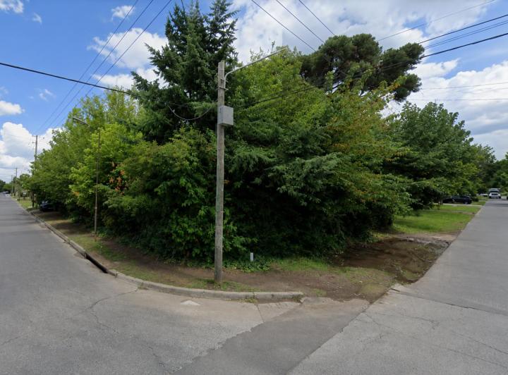Terreno · 254m²