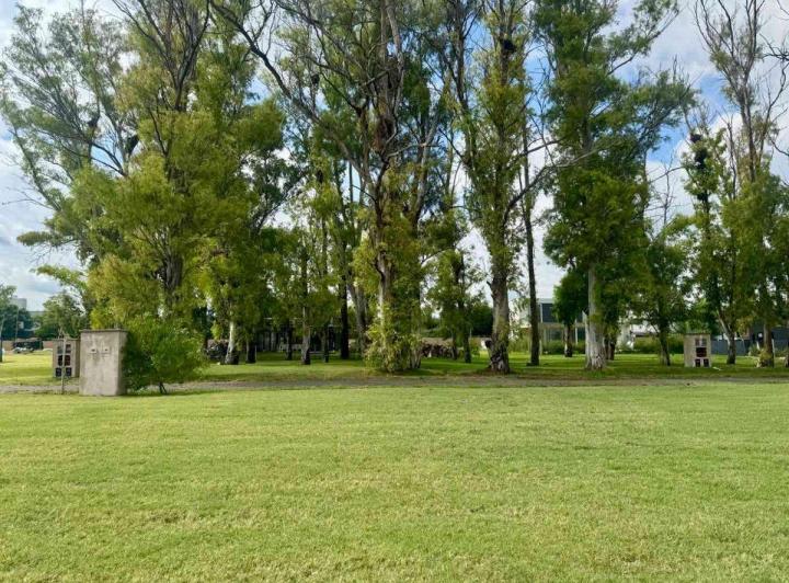 Terreno · 778m²