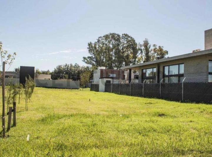 Terreno · 480m²