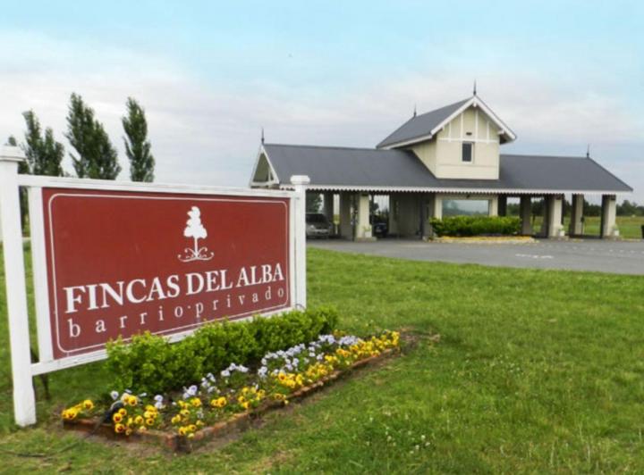 Terreno · 1716m²