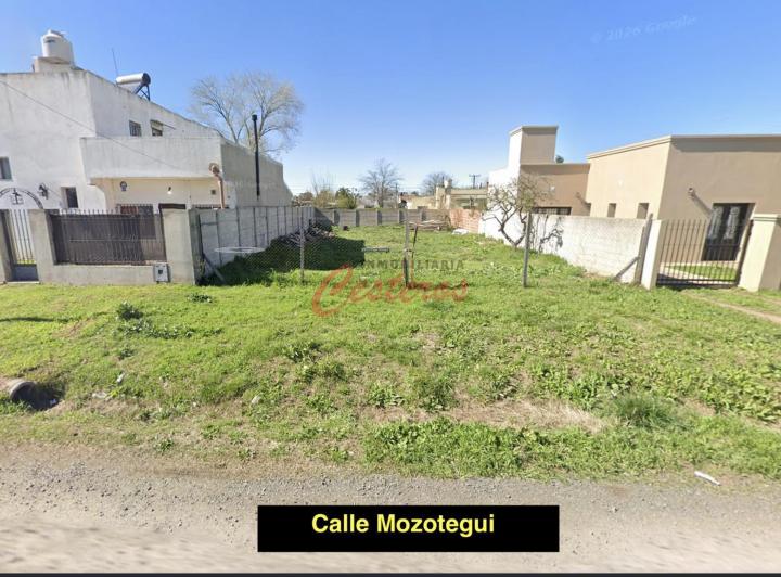 Terreno · 300m²