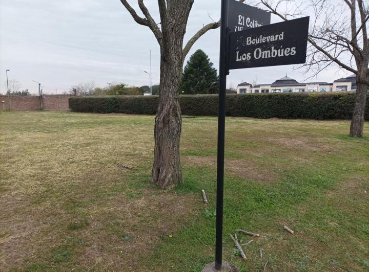Terreno · 840m²