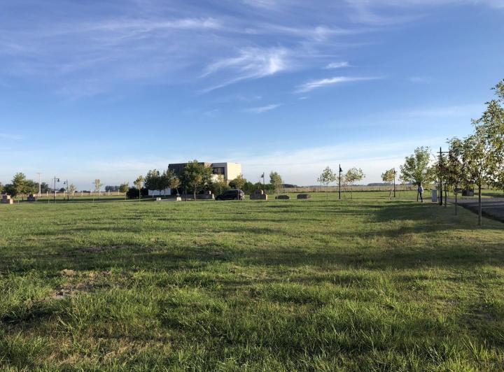 Terreno · 987m²