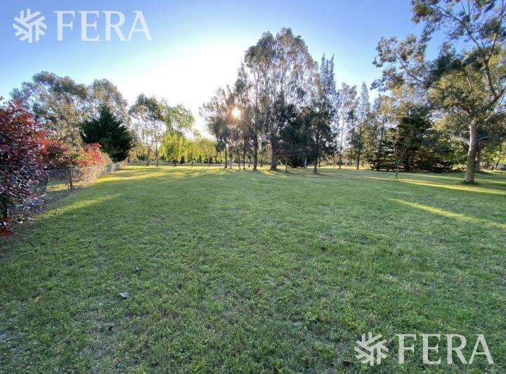Terreno · 1496m²