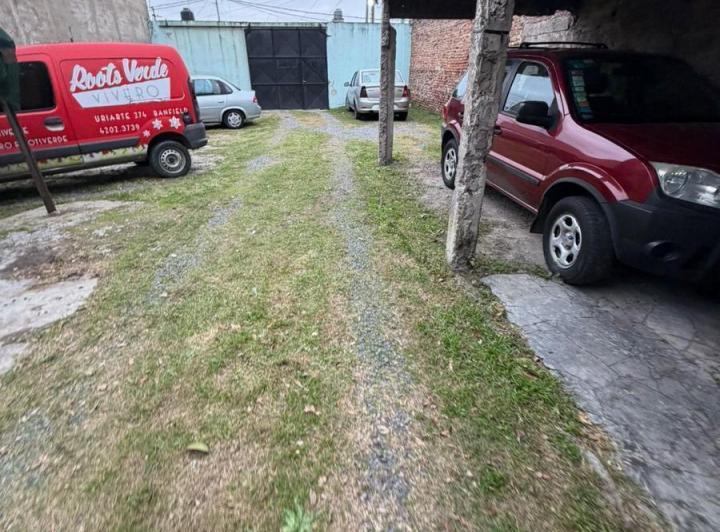 Terreno · 300m²