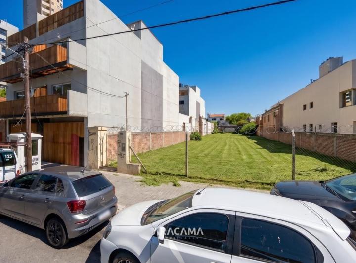Terreno · 1123m²
