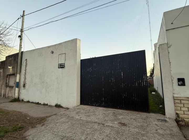 Terreno · 253m²