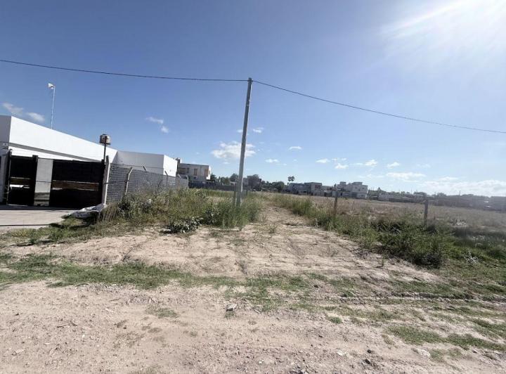 Terreno · 254m²