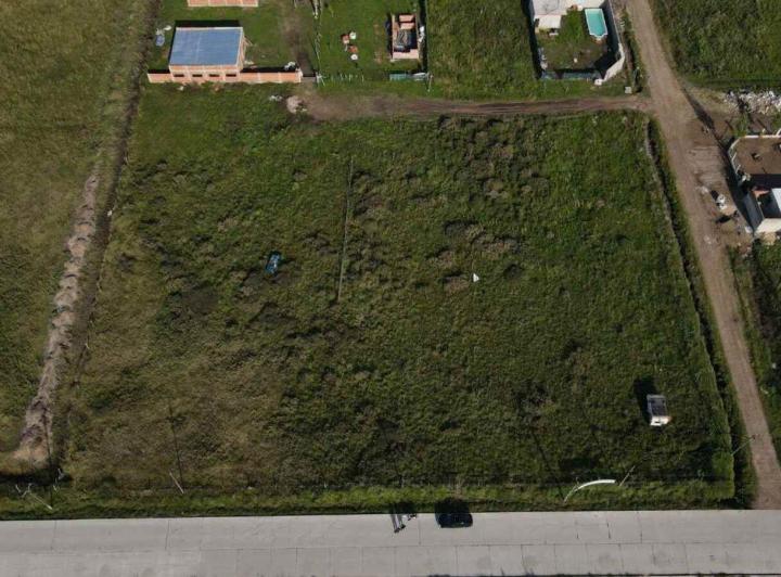 Terreno · 600m²