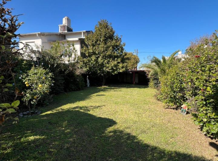 Terreno · 258m²