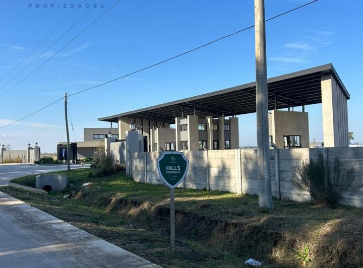 Terreno · 700m²