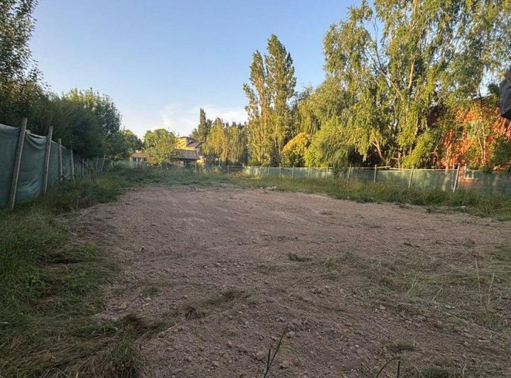 Terreno · 1202m²