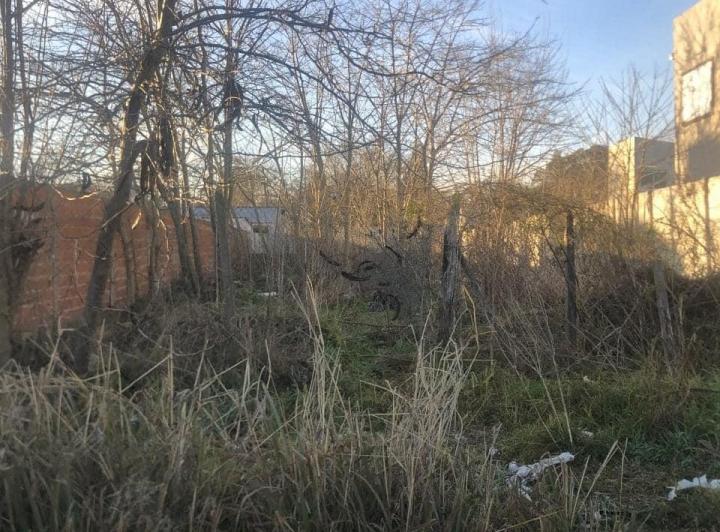 Terreno · 300m²