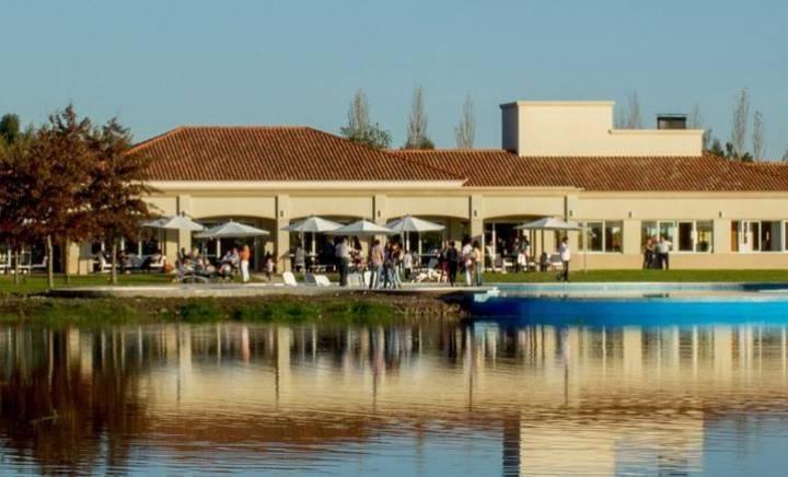 Terreno · 1200m²