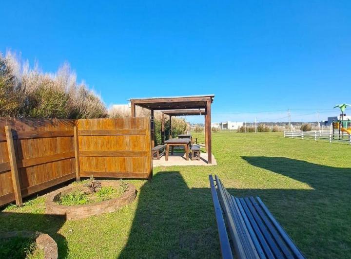 Terreno · 300m²