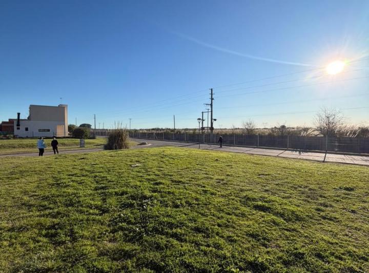 Terreno · 671m²