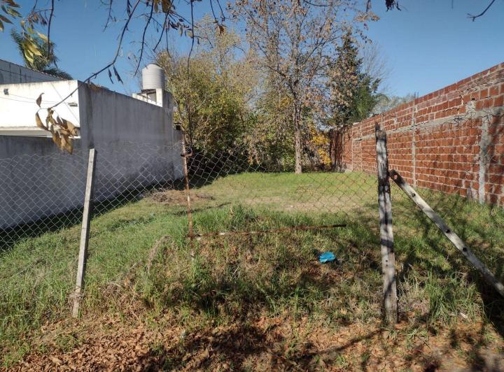 Terreno · 300m²