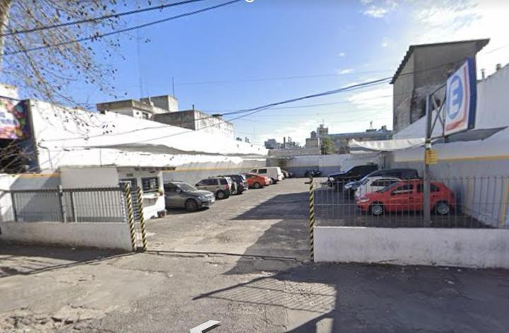 Terreno · 684m²